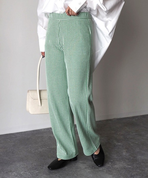 Riberry（リベリー）の「千鳥柄カットジャガードパンツ（スウェットパンツ・レディース・ブラック/グリーン・MEDIUM）」の12枚目の写真