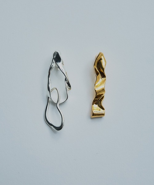 UNITED TOKYO(ユナイテッドトウキョウ)の「アシメフォームメタルイヤリング(イヤリング・レディース・マルチ・FREE)」の2枚目の写真