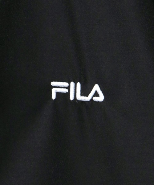 FILA(フィラ)の「FILA(フィラ)カレッジロゴバックデザイン コーチジャケット/ライトアウター/ナイロンジャケット ユニセックス(ナイロンジャケット・メンズ・ダークグリーン/ブラック系その他/ネイビー/ブラック・M/L/LL)」の5枚目の写真