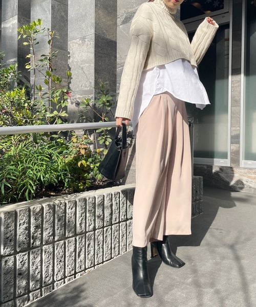 Meli rich（メリーリッチ）の「とろみのある質感。タック入りワイドパンツ（スラックス・レディース・ブラック/ベージュ/ラベンダー・SMALL/MEDIUM）」の8枚目の写真