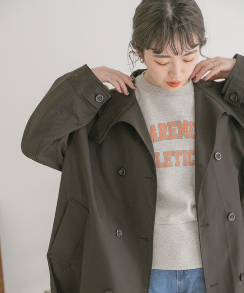 ITEMS URBANRESEARCH(アイテムズ アーバンリサーチ)の「スタンドカラーAラインコート(トレンチコート・レディース・ブラック/ベージュ・FREE)」の12枚目の写真