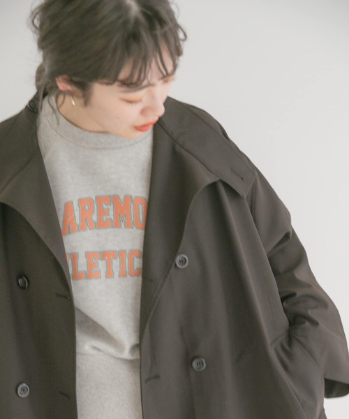 ITEMS URBANRESEARCH(アイテムズ アーバンリサーチ)の「スタンドカラーAラインコート(トレンチコート・レディース・ブラック/ベージュ・FREE)」の13枚目の写真