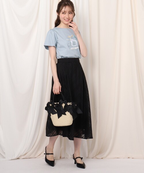 couture brooch（クチュールブローチ）の「◆【なめらかコットン100%、大人可愛いTシャツ】パルファムフレアスリーブTシャツ（Tシャツ/カットソー・レディース・ライトグレー/ブラック/ピンク/ライトブルー/オフホワイト/ホワイト系5・42/38/40/36）」の10枚目の写真