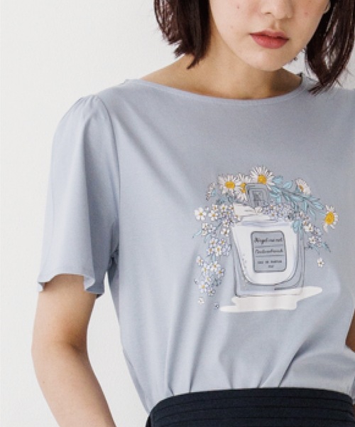 couture brooch（クチュールブローチ）の「◆【なめらかコットン100%、大人可愛いTシャツ】パルファムフレアスリーブTシャツ（Tシャツ/カットソー・レディース・ライトグレー/ブラック/ピンク/ライトブルー/オフホワイト/ホワイト系5・42/38/40/36）」の5枚目の写真