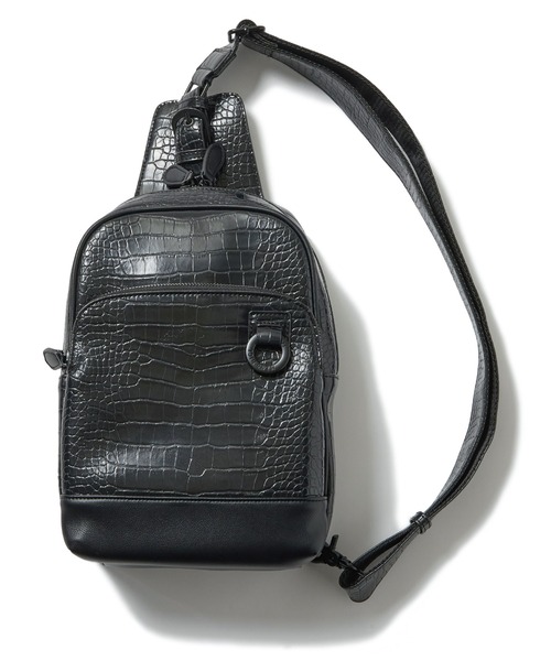 MEN'S BIGI(メンズビギ)の「クロコ型押しボディバッグ(ボディバッグ/ウエストポーチ・メンズ・ブラック/ネイビー・FREE)」の6枚目の写真