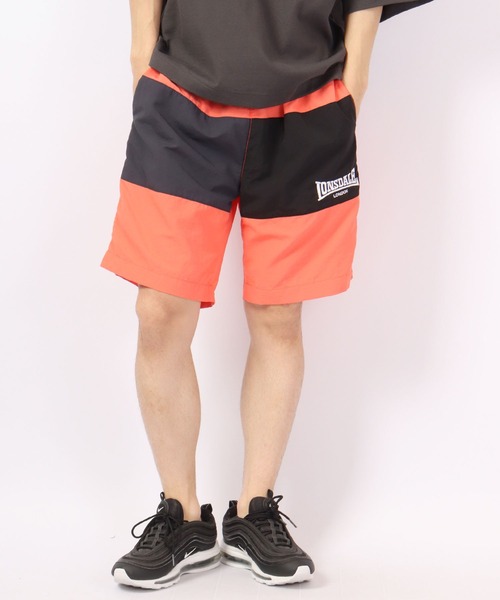 LONSDALE(ロンズデール)の「LONSDALE 接触冷感 紫外線カット ナイロン バギー ボードショーツ(その他パンツ・メンズ・ブラック/パープル/オレンジ/マスタード・M/L/LL/S)」の2枚目の写真
