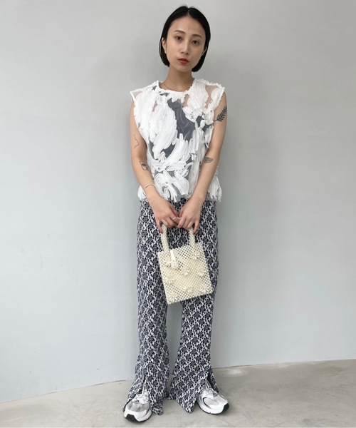 正規品♡ 【Sleep】シーズー柄 プリント毛布♡オフホワイト SANSeLF（サンセルフ）の「シアーペイントモチーフノースリーブ