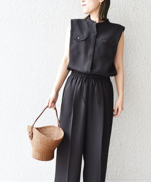 SHIPS（シップス）の「〈洗濯機可能〉ポケットドロストオールインワン◇（つなぎ/オールインワン・レディース・ブラック/ベージュ系・38/36）」の17枚目の写真