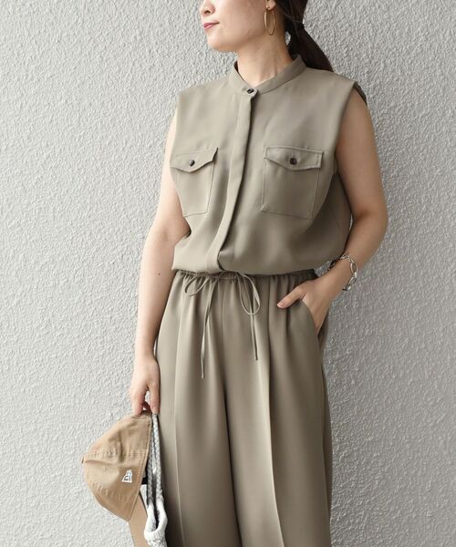 SHIPS（シップス）の「〈洗濯機可能〉ポケットドロストオールインワン◇（つなぎ/オールインワン・レディース・ブラック/ベージュ系・38/36）」の20枚目の写真