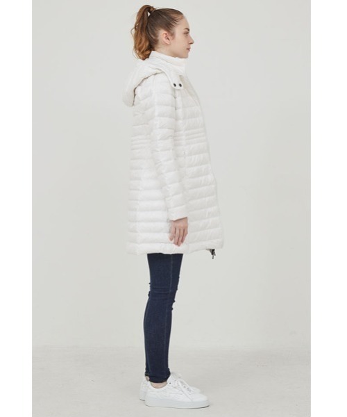 J.O.T.T（ジョット）の「JOTT/ジョット/VERO（ダウンジャケット/コート・レディース・ホワイト/ブラック/ネイビー・SMALL/MEDIUM/LARGE）」の4枚目の写真