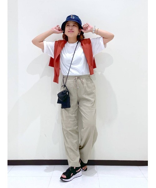 BAYFLOW（ベイフロー）の「リネンレーヨンワイドパンツ（その他パンツ・レディース・ベージュ/ピンク/ブルー/チャコール・SMALL/MEDIUM）」の11枚目の写真
