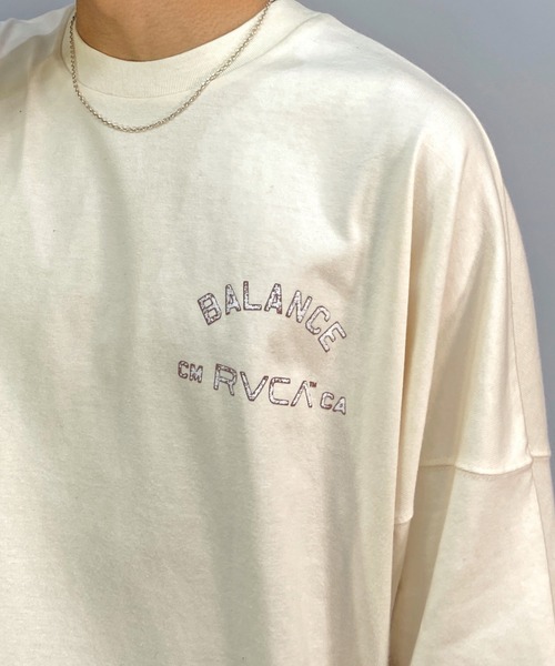 RVCA（ルーカ）の「RVCA/ルーカ ドロップショルダー バックプリントロンT BC042-066（Tシャツ/カットソー・メンズ・ホワイト/ブラック・S/M/L/XL）」の8枚目の写真