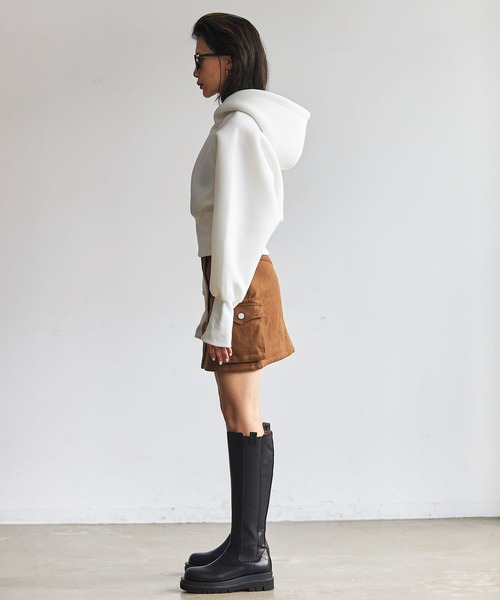 FIG&VIPER（フィグアンドバイパー）の「ボンディングショートパーカー（パーカー・レディース・ホワイト/ブラック・FREE）」の6枚目の写真