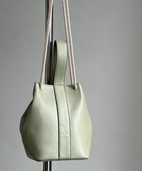 onetome（ワントゥーミー）の「バケットバッグ（ショルダーバッグ・レディース・ブラック/ブラウン/ライトグリーン・FREE）」の3枚目の写真