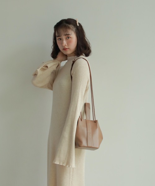 onetome（ワントゥーミー）の「バケットバッグ（ショルダーバッグ・レディース・ブラック/ブラウン/ライトグリーン・FREE）」の13枚目の写真