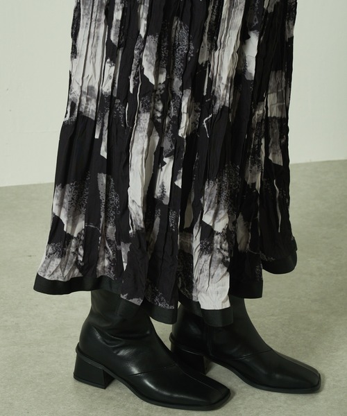 Lui's（ルイス）の「【22AW新色追加】アートプリントプリーツスカート（スカート・レディース・ブラック/アイボリー/ダークグレー・FREE）」の10枚目の写真