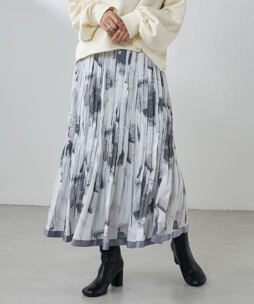 Lui's（ルイス）の「【22AW新色追加】アートプリントプリーツスカート（スカート・レディース・ブラック/アイボリー/ダークグレー・FREE）」の20枚目の写真