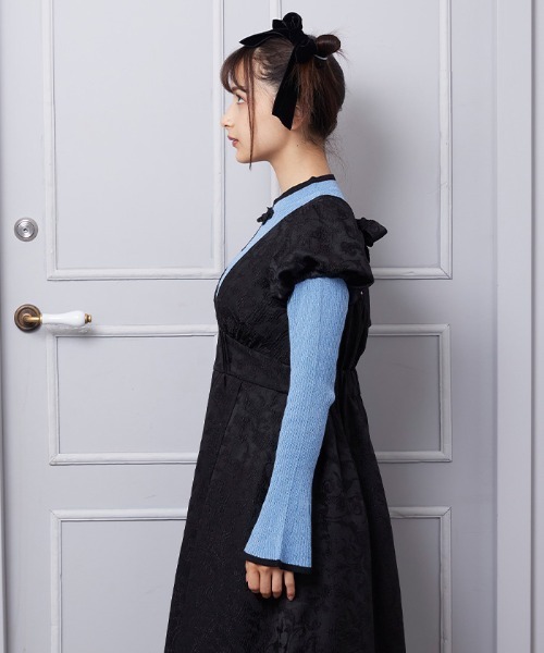 axes femme POETIQUE（アクシーズファムポエティック）の「チャイナボタンラメニットプルオーバー（Tシャツ/カットソー・レディース・ブラック/ブルー/ピンク・MEDIUM）」の5枚目の写真