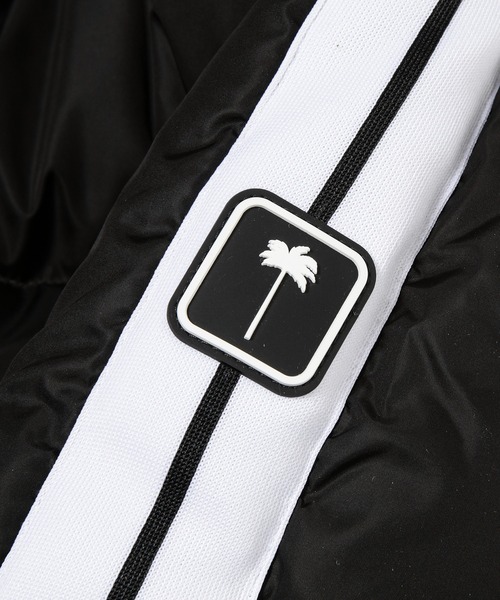 Palm Angels（パームエンジェルス）の「CLASSIC TRACK DOWN JACKET（ダウンジャケット/コート・メンズ・ブラック×ホワイト・M/L）」の5枚目の写真