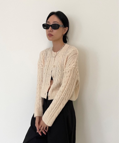 Didot.showroom（ディドット ショールーム）の「ケーブル編みニットカーディガン（カーディガン/ボレロ・レディース・ネイビー/モカ/オートミール/チャコール/ピンク・FREE）」の19枚目の写真