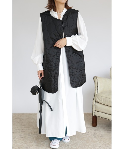 &. NOSTALGIA（アンドドットノスタルジア）の「【ZOZO限定】キルティングアシンメトリーベスト（ベスト・レディース・ブラック/カーキ・FREE）」の7枚目の写真