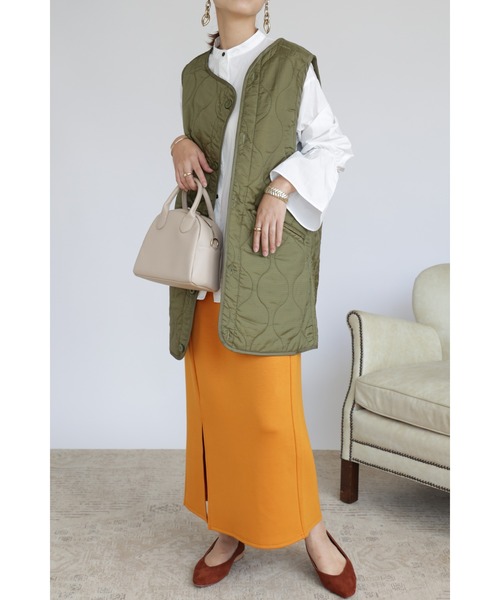 &. NOSTALGIA（アンドドットノスタルジア）の「【ZOZO限定】キルティングアシンメトリーベスト（ベスト・レディース・ブラック/カーキ・FREE）」の10枚目の写真