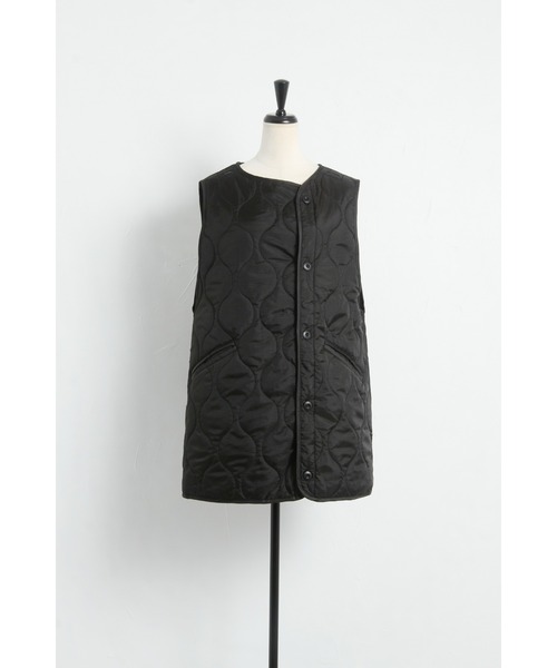 &. NOSTALGIA（アンドドットノスタルジア）の「【ZOZO限定】キルティングアシンメトリーベスト（ベスト・レディース・ブラック/カーキ・FREE）」の20枚目の写真