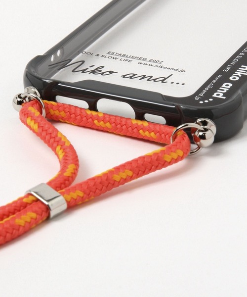 niko and...(ニコアンド)の「オリジナルニコロゴコード付きiPhoneケース (13/14兼用)(スマホケース/カバー・レディース・ピンク/ブラック/ブルー・0)」の7枚目の写真