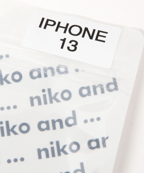 niko and...(ニコアンド)の「オリジナルニコロゴコード付きiPhoneケース (13/14兼用)(スマホケース/カバー・レディース・ピンク/ブラック/ブルー・0)」の11枚目の写真