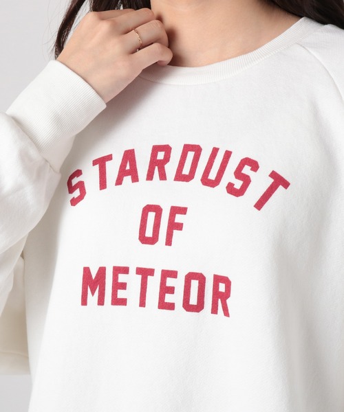 Honeys（ハニーズ）の「ショート丈ゆるトレーナー（スウェット・レディース・レッド/スミクロ/杢グレー/アイボリー・S/M/L）」の10枚目の写真