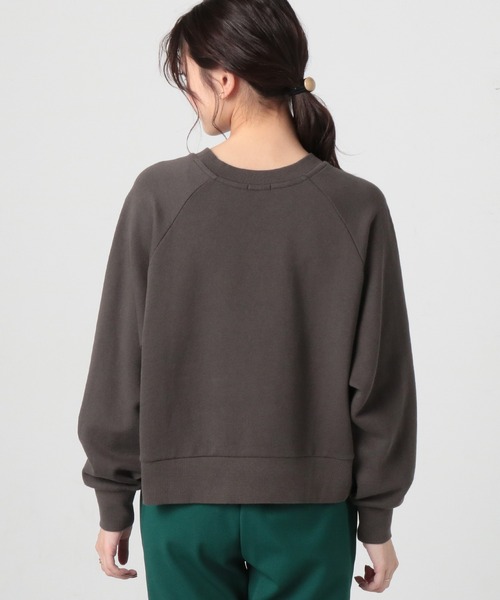 Honeys（ハニーズ）の「ショート丈ゆるトレーナー（スウェット・レディース・レッド/スミクロ/杢グレー/アイボリー・S/M/L）」の16枚目の写真