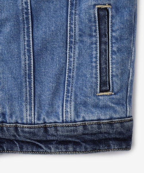 TOMMY HILFIGER(トミーヒルフィガー)の「カラーブロックシェルパトラッカージャケット(デニムジャケット・キッズ・ブルー・90cm/120cm/110cm/100cm)」の8枚目の写真