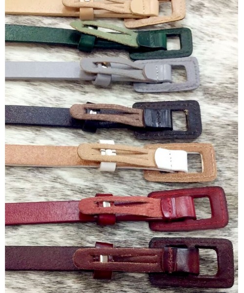 florist（フローリスト）の「【無段階調節可能】【本革】スクエアバックル細ベルト（ベルト・レディース・ダークブラウン/バーガンディー/ブラウン/レッド/グリーン/ブラック/ホワイト/ベージュ・FREE）」の9枚目の写真