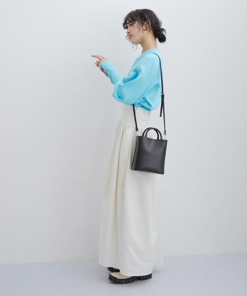 ADAM ET ROPE'（アダムエロペ）の「ダブルポケット2WAYバッグ（ショルダーバッグ・レディース・ブラック/グレー/オフホワイト/サックスブルー・FREE）」の6枚目の写真