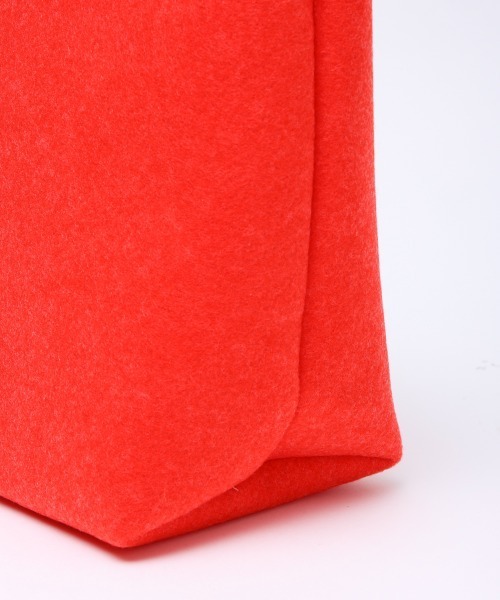 hint hint（ヒントヒント）の「hint hint フェルトバッグS（トートバッグ・レディース・イエロー/グリーン/レッド/ブルー/グレー・FREE）」の14枚目の写真