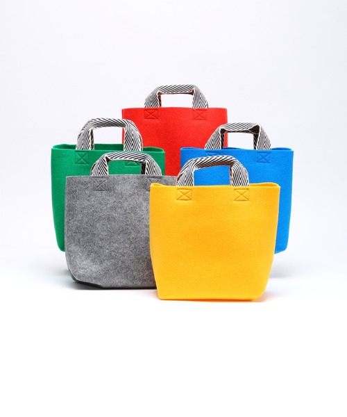 hint hint（ヒントヒント）の「hint hint フェルトバッグS（トートバッグ・レディース・イエロー/グリーン/レッド/ブルー/グレー・FREE）」の6枚目の写真