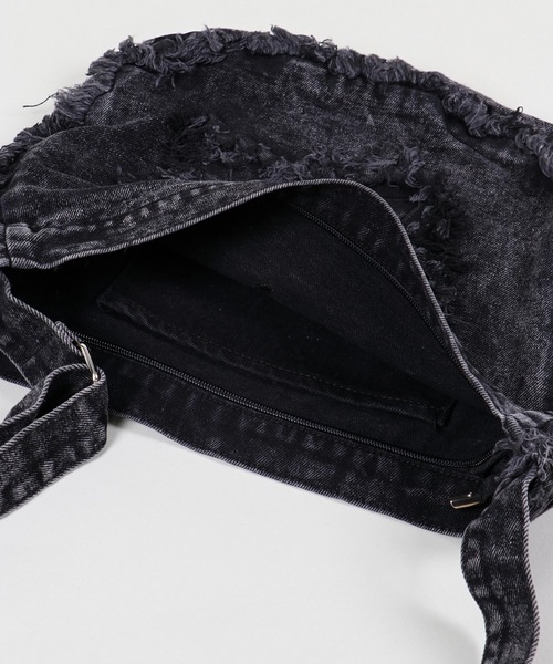 SPINNS（スピンズ）の「【A4サイズ収納可】デニムショルダーバッグ スター（ショルダーバッグ・レディース・ブラック/カーキ/ブラック系その他・ONESIZE）」の14枚目の写真