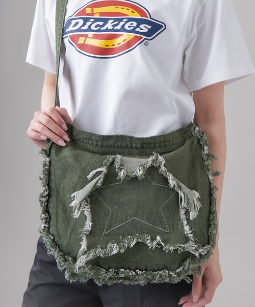 SPINNS（スピンズ）の「【A4サイズ収納可】デニムショルダーバッグ スター（ショルダーバッグ・レディース・ブラック/カーキ/ブラック系その他・ONESIZE）」の15枚目の写真