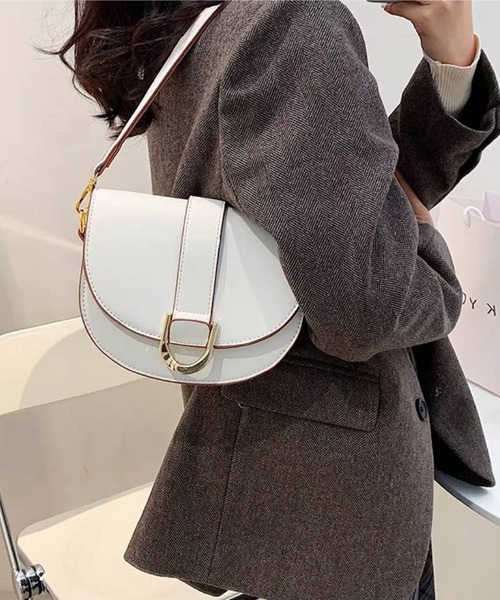 pumpkin port(パンプキンポート)の「2WAY ゴールドD管 ショルダーBAG(ショルダーバッグ・レディース・キャメル/ホワイト/ブラック・FREE)」の4枚目の写真