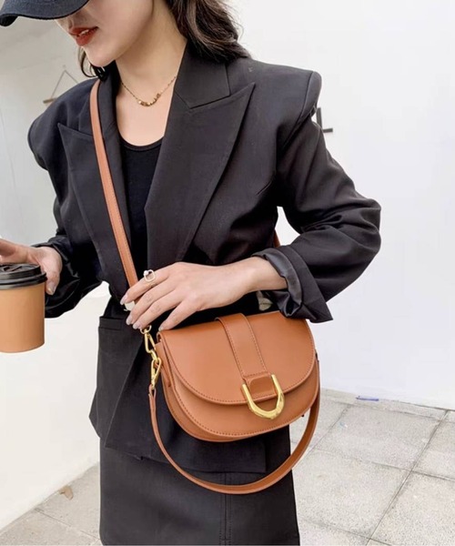 pumpkin port(パンプキンポート)の「2WAY ゴールドD管 ショルダーBAG(ショルダーバッグ・レディース・キャメル/ホワイト/ブラック・FREE)」の11枚目の写真