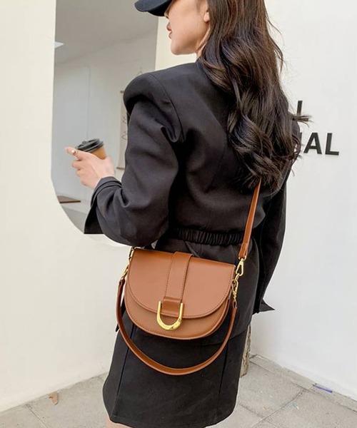 pumpkin port(パンプキンポート)の「2WAY ゴールドD管 ショルダーBAG(ショルダーバッグ・レディース・キャメル/ホワイト/ブラック・FREE)」の8枚目の写真