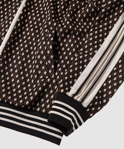 SASQUATCHfabrix.(サスクワァッチファブリックス)の「RETRO TRACK JACKET(ジャージ・メンズ・ブラック/オレンジ・M/L)」の5枚目の写真