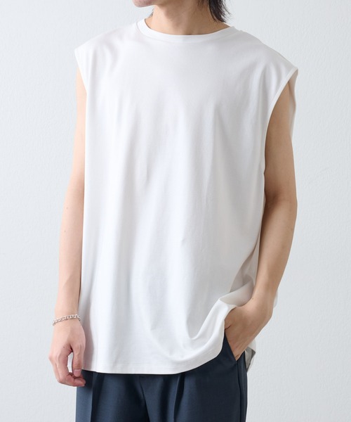 COLONY 2139（コロニートゥーワンスリーナイン）の「スマート半袖変形ノースリーブ（タンクトップ・メンズ・ホワイト/ブラック・MEDIUM/LARGE）」の12枚目の写真