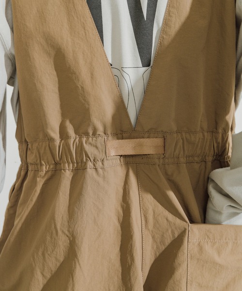 Gramicci（グラミチ）の「『別注』GRAMICCI　アクティブナイロンサロペット（サロペット/オーバーオール・レディース・ブラック/タン/カーキ・FREE）」の20枚目の写真