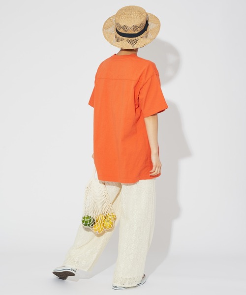 CHILD WOMAN（チャイルドウーマン）の「☆オーガニックリサイクル天竺ロゴTシャツ（Tシャツ/カットソー・レディース・アイボリー/オレンジ/サックスブルー/ネイビー/カーキ・FREE）」の13枚目の写真