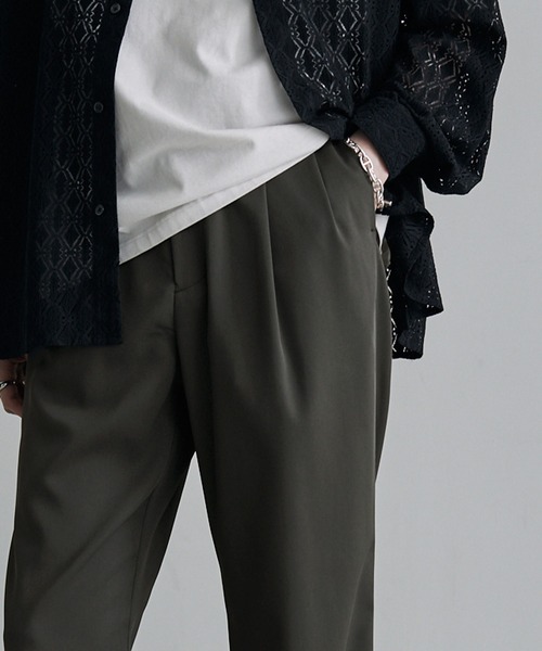 MONO-MART（モノマート）の「綾トロミ タックスリムストレートスラックス（スラックス・メンズ・ブラック/ライトグレー/レッド系/アイボリー/ダークグレー/ブルー/オリーブ/モカ/ダークブラウン/ダークネイビー・S/M/L）」の13枚目の写真