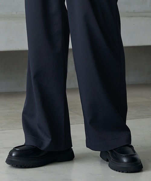 綾トロミ タックスリムストレートスラックス（スラックス）｜MONO-MART