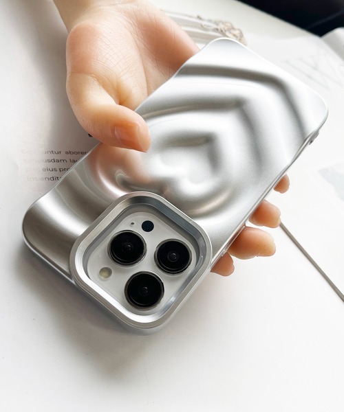 NOLITA LABORATORY（ノリータラボラトリー）の「【 NOLITA / ノリータ 】ハートモチーフ アート アイフォンカバー iPhone 17 / 17 pro / 17proMax / Air / 11 / XR / 12 / 13 / 14 / 15 / 16 / 16pro / 16proMax アイフォンケース（スマホケース/カバー・レディース・オフホワイト/シルバー/モカ/パープル/アンティークシルバー/ブラック/グリーン/ワイン/スモークピンク/ベビーピンク・G/I/F/D/E/H/A/B/C/N/J/K/iPhone 16/iPhone 16 Pro/iPhone 16 Pro Max/iPhone 11/XR/iPhone 13/14/iPhone 13 Pro/iPhone 13 Pro Max/iPhone 12 Pro Max/iPhone 14 Pro/iPhone 14 Pro Max/iPhone 15/iPhone 12/12 Pro/iPhone 15 Pro Max/iPhone 15 Pro/iPhone 16 Plus/iPhone 17 Pro Max/iPhone Air/iPhone 17/iPhone 17 Pro/iPhone 11）」の22枚目の写真