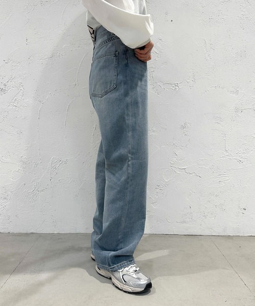 apres jour mignon（アプレジュールミニョン）の「ゆるストレートデニム【ZOZOTOWN限定アイテム】（デニムパンツ・レディース・ダークブルー/サックスブルー/ブラック・LARGE/X-LARGE/SMALL/MEDIUM）」の13枚目の写真