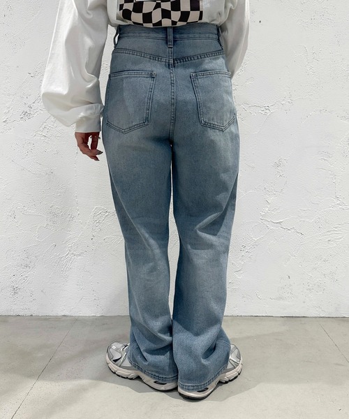 apres jour mignon（アプレジュールミニョン）の「ゆるストレートデニム【ZOZOTOWN限定アイテム】（デニムパンツ・レディース・ダークブルー/サックスブルー/ブラック・LARGE/X-LARGE/SMALL/MEDIUM）」の15枚目の写真